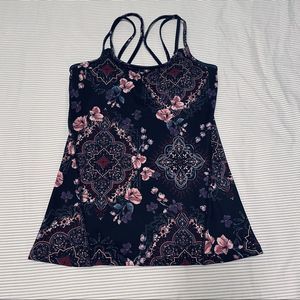 GAIAM Ladies Small Built in Bra work out shirt